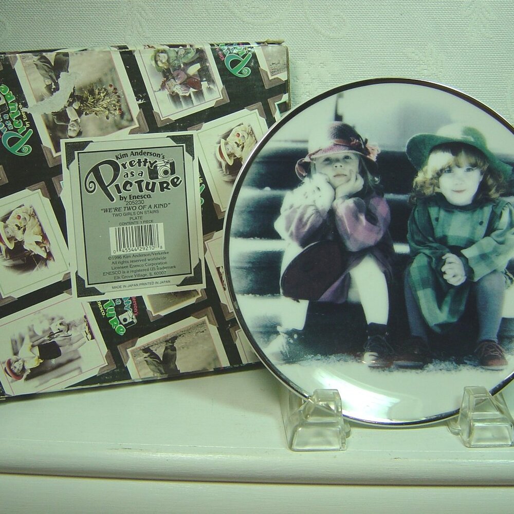 Kim Anderson Pretty as a Picture 6" plate-"We're Two of a Kind"-1996